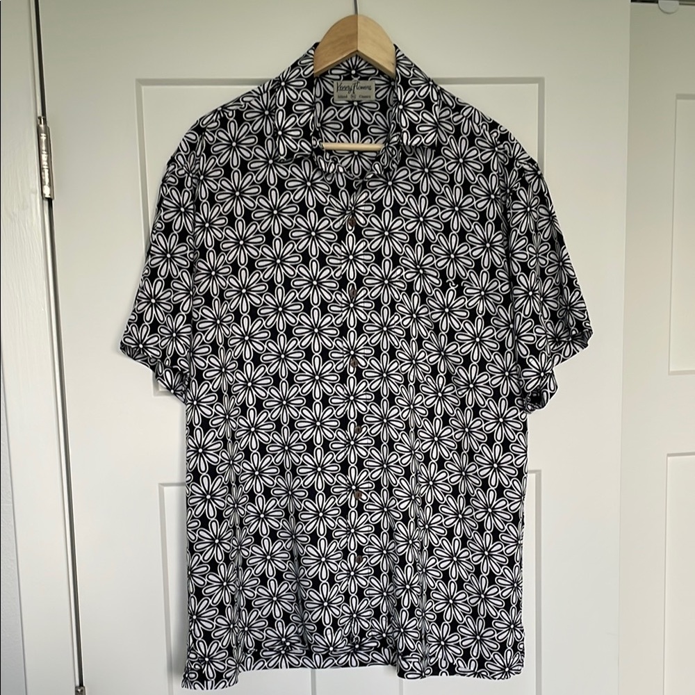 NWT Kenny Flowers Floral Black and White Men's Shirt Size XL
